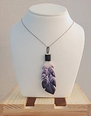 Flat Feather Quahog Shell Necklace